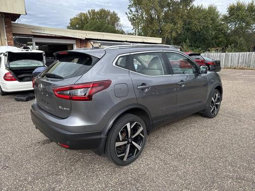 2021 Nissan Rogue Sport SL