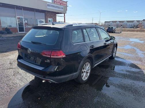 2018 Volkswagen Golf Alltrack TSI S