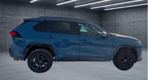 2022 Toyota RAV4 Hybrid SE