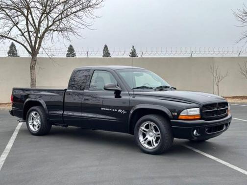 2000 Dodge Dakota Sport