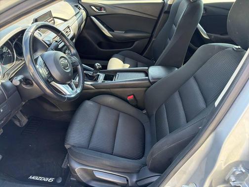2016 Mazda Mazda6 i Sport