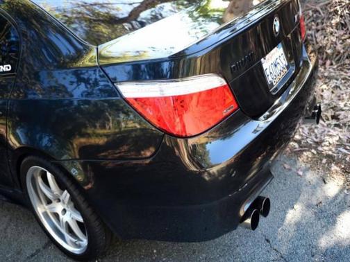 Space Gray Metallic 2010 BMW M5 Base