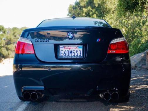 Space Gray Metallic 2010 BMW M5 Base