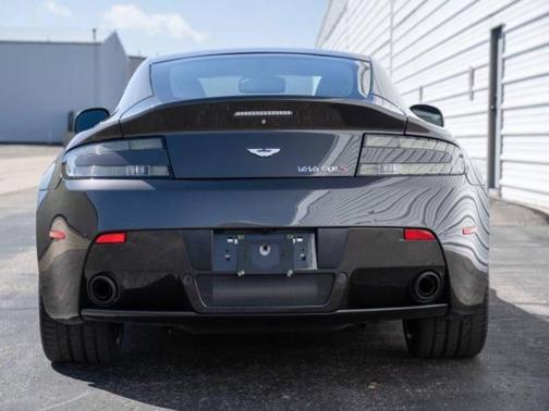 2015 Aston Martin V12 Vantage S Base