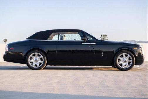 2011 Rolls-Royce Phantom Drophead Coupe 