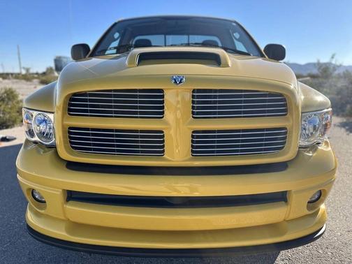 2004 Dodge Ram 1500 Laramie