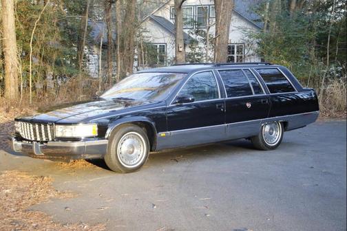 1995 Cadillac Fleetwood Standard