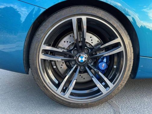 Mineral Gray Metallic 2016 BMW M2 Base