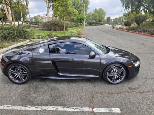 2012 Audi R8 5.2 quattro