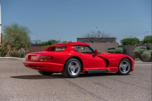 White 1993 Dodge Viper RT/10