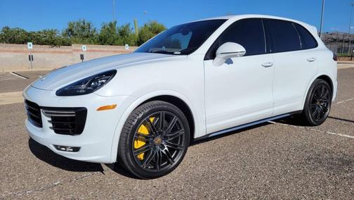 Rhodium Silver Metallic 2017 Porsche Cayenne Turbo S