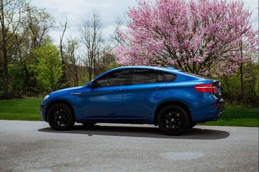 Space Gray Metallic 2010 BMW X6 M Base AWD 4dr SUV