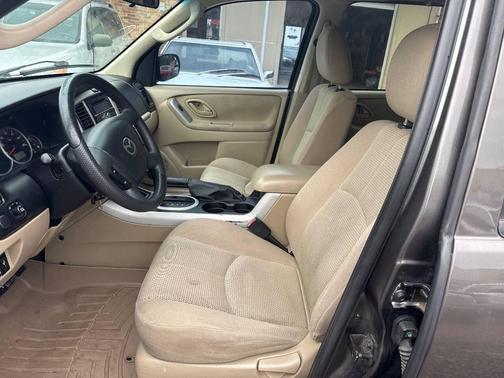 2006 Mazda Tribute s