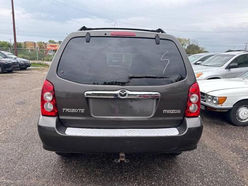 2006 Mazda Tribute s