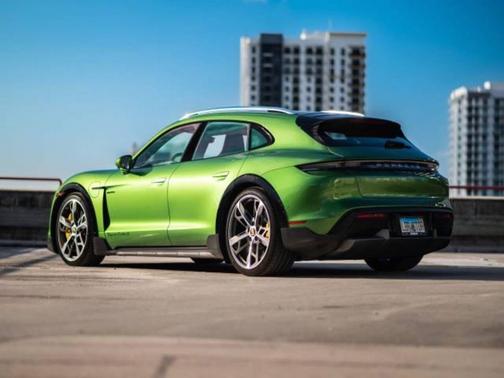 2023 Porsche Taycan Turbo