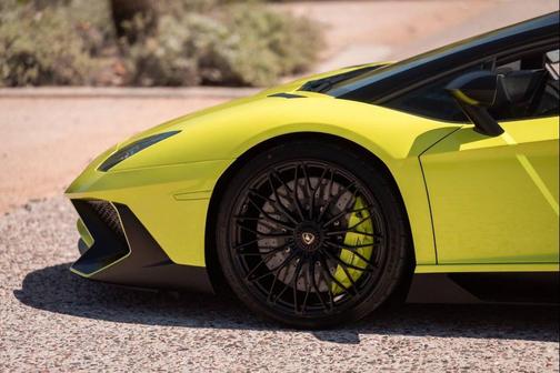 2017 Lamborghini Aventador LP750-4 Superveloce