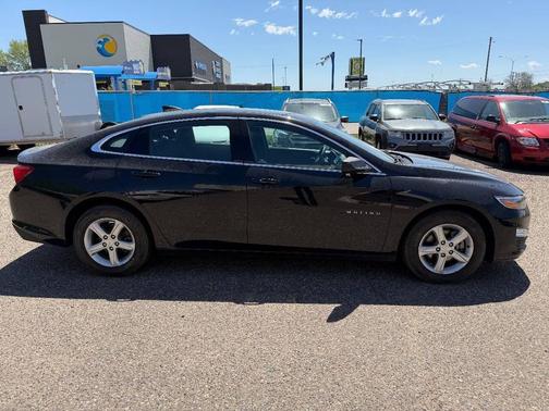 Mosaic Black Metallic 2020 Chevrolet Malibu 1LS