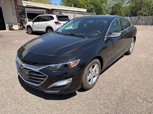 Mosaic Black Metallic 2020 Chevrolet Malibu 1LS