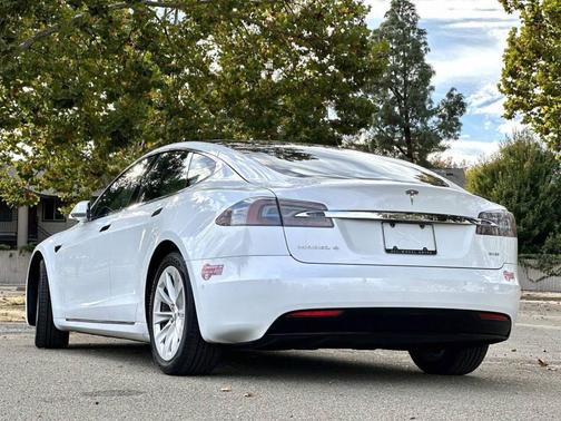 2017 Tesla Model S 100D