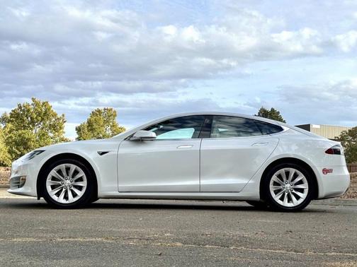 2017 Tesla Model S 100D