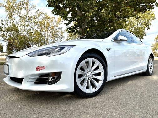 2017 Tesla Model S 100D