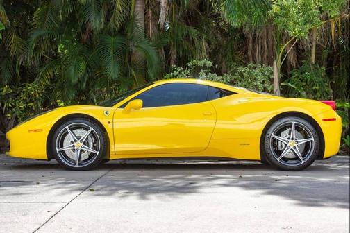 2011 Ferrari 458 Italia Base