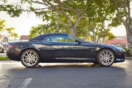 2009 Aston Martin DB9 Volante