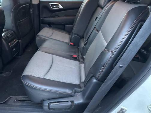 2020 Nissan Pathfinder SV 4WD