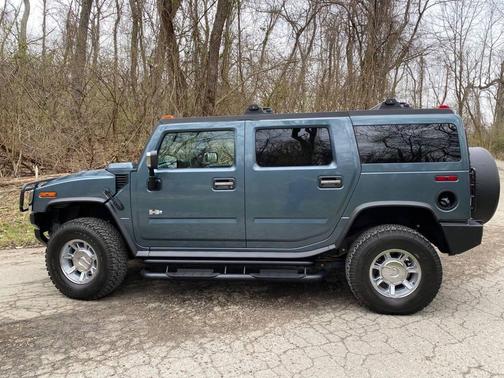 2005 Hummer H2 Base