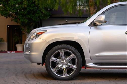 Black Onyx 2010 Lexus LX 570 Base