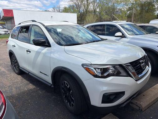 Pearl White Tricoat 2020 Nissan Pathfinder SV 4WD