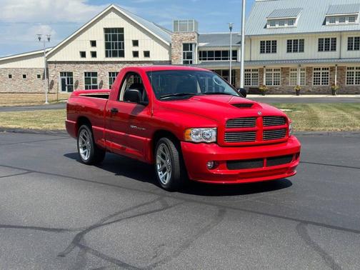 2005 Dodge Ram 1500 SRT-10