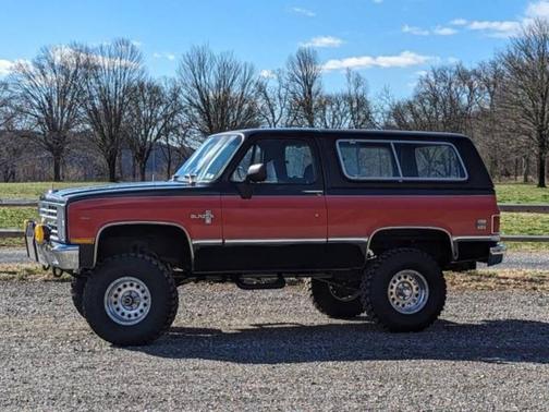 White 1981 Chevrolet C10/K10 Base