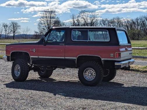 White 1981 Chevrolet C10/K10 Base