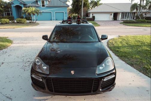 Crystal Silver Metallic 2008 Porsche Cayenne GTS
