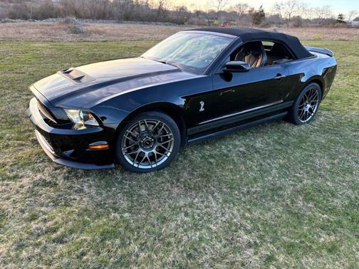 2012 Ford Shelby GT500 Base