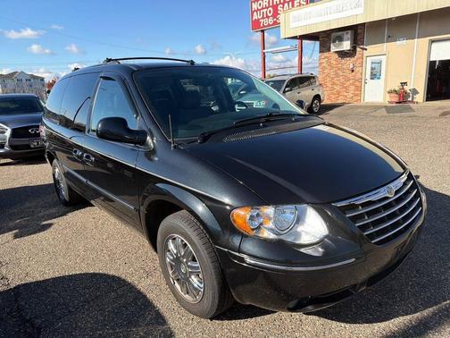 2007 Chrysler Town & Country Limited