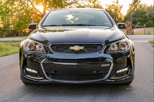 Silver Ice Metallic 2017 Chevrolet SS Base 4dr Sedan