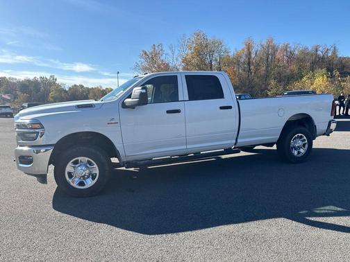 Bright White Clearcoat 2026 RAM 3500 Tradesman