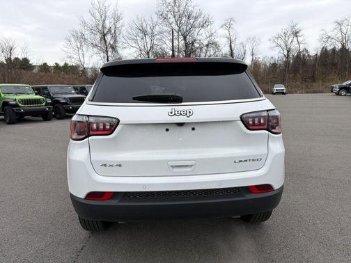 Bright White Clearcoat 2026 Jeep Compass Limited