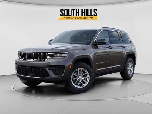 Metallic 2025 Jeep Grand Cherokee Laredo X