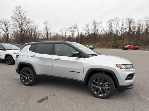 Silver Zynith 2026 Jeep Compass Limited