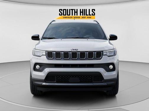 Bright White Clearcoat 2026 Jeep Compass Latitude
