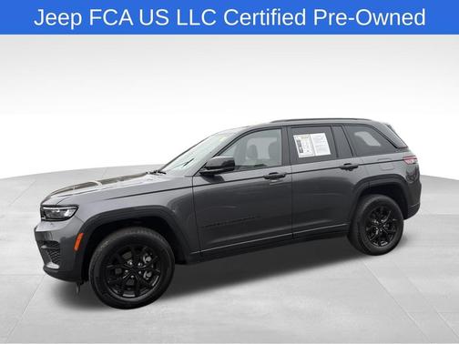 2025 Jeep Grand Cherokee Laredo