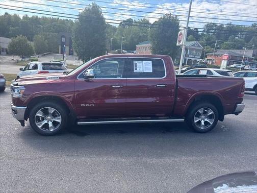 2022 RAM 1500 Laramie Crew Cab 4x4 57' Box