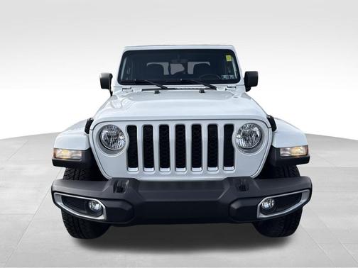 2022 Jeep Gladiator Overland