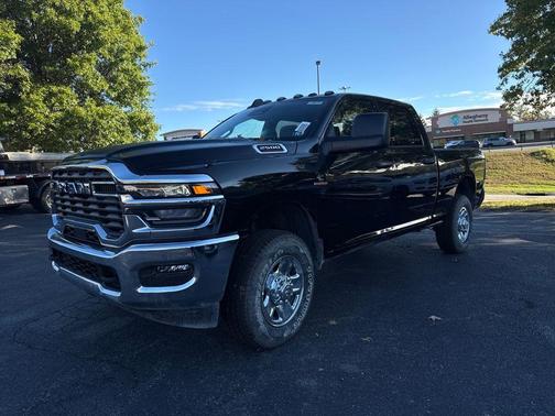 Diamond Black 2026 RAM 2500 Tradesman