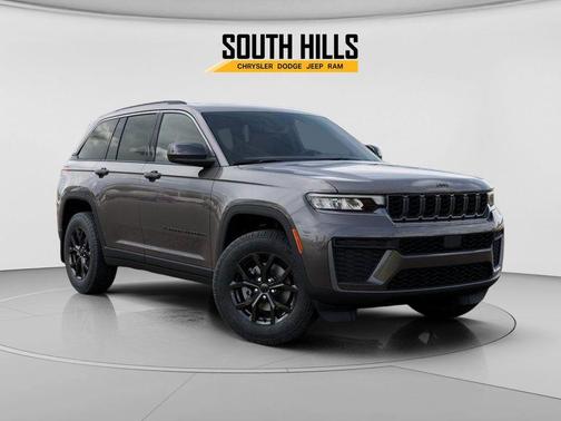 Metallic 2026 Jeep Grand Cherokee Laredo