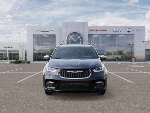Diamond Black 2026 Chrysler Pacifica Pinnacle