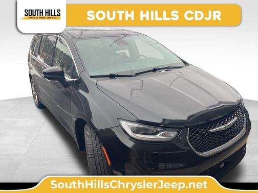 2023 Chrysler Pacifica Touring-L